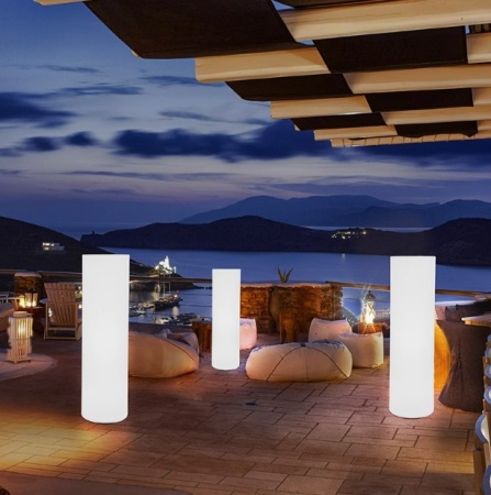 Светильник Цилиндр 25х100 питание от АКБ, RGB Светильник Цилиндр 25х100 питание от АКБ, RGB